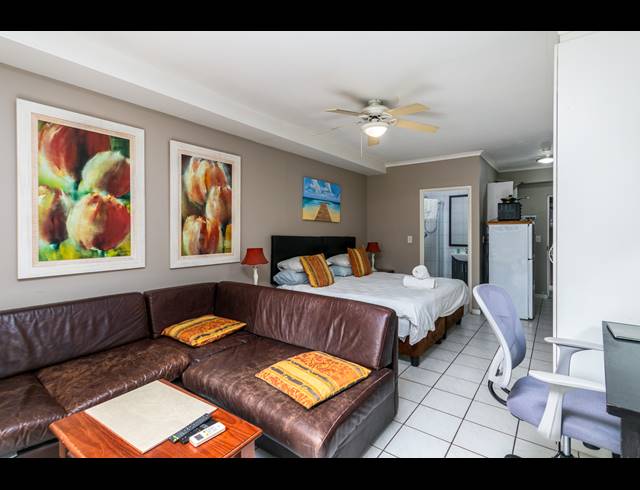 13 BEDROOM GUEST HOUSE FOR SALE IN SUNSET BEACH